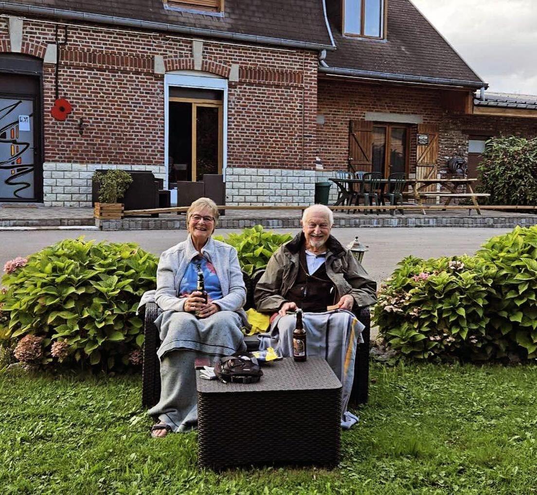 Le Clos du Clocher Gueudecourt Extérieur photo